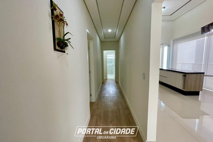 Casa &agrave; venda - 180m&sup2; - JARDIM ALPHAVILE