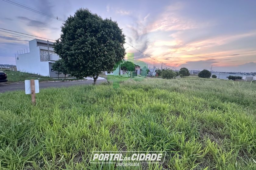 Terreno &agrave; venda - 220m&sup2; - PARQUE RESIDENCIAL METROPOLITANO