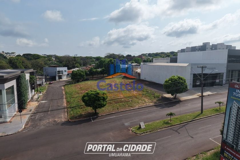 Terreno &agrave; venda - 1525m&sup2; - ZONA III