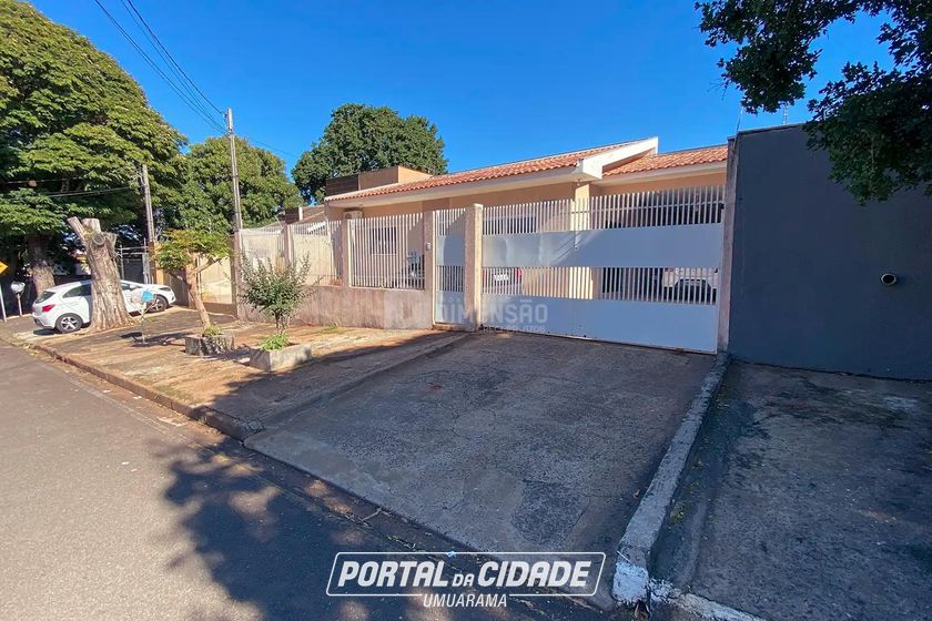 Casa &agrave; venda - 158m&sup2; - Zona VI