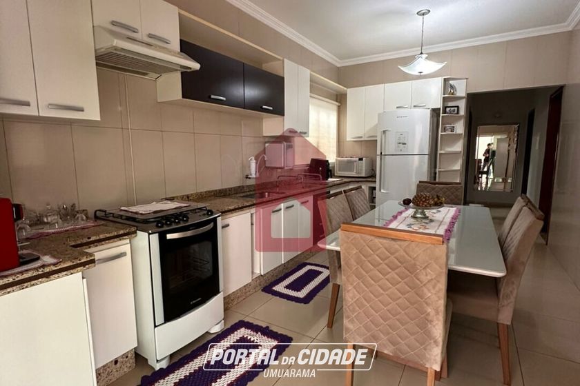 Casa &agrave; venda - 150m&sup2; - Jardim Colibri