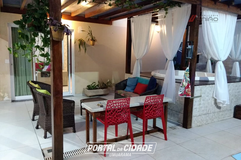 Casa &agrave; venda - 300m&sup2; - Zona II