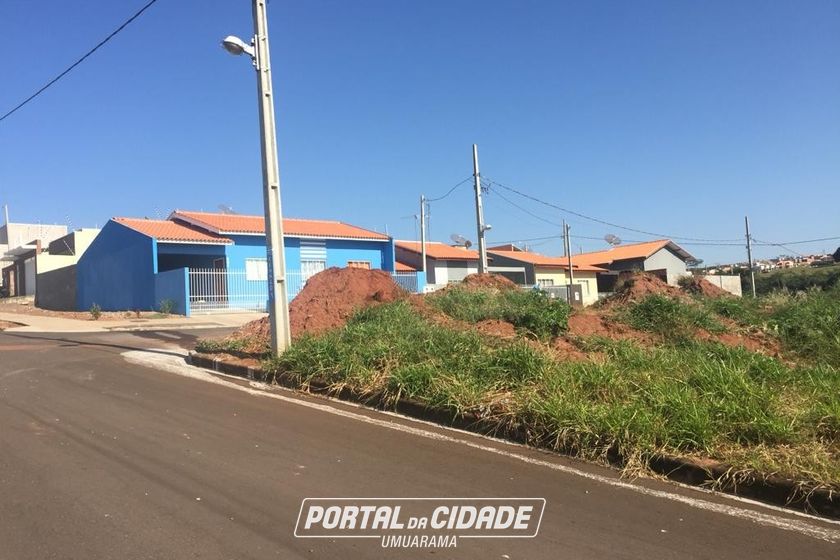 Terreno &agrave; venda - 205m&sup2; - BELLA VISTA