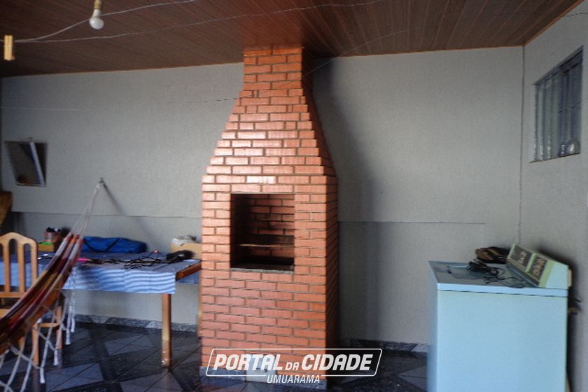 Casa &agrave; venda - 202m&sup2; - Zona Armazem