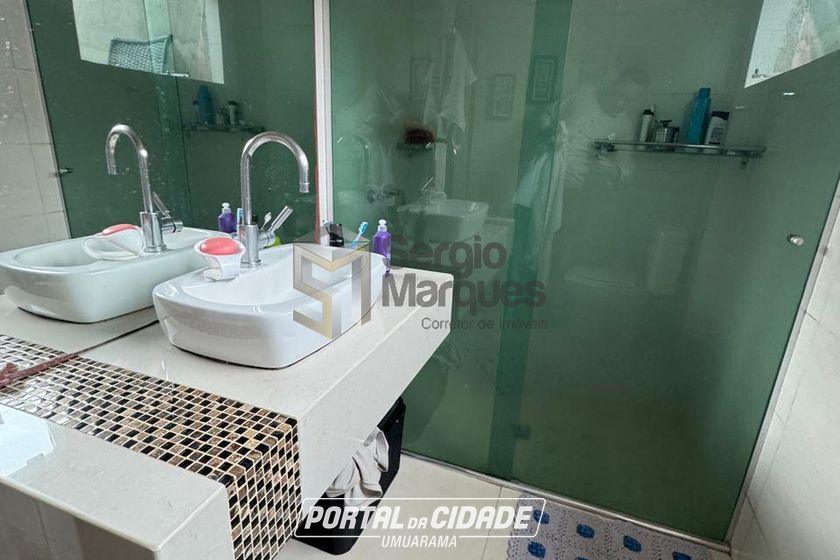 Casa &agrave; venda - 275m&sup2; - Zona VII
