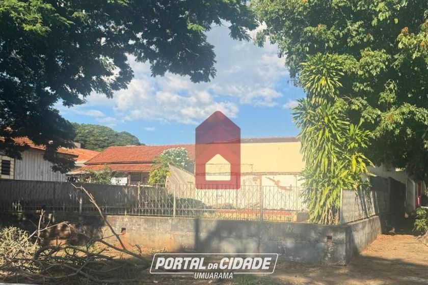 Terreno &agrave; venda - 315m&sup2; - Zona II