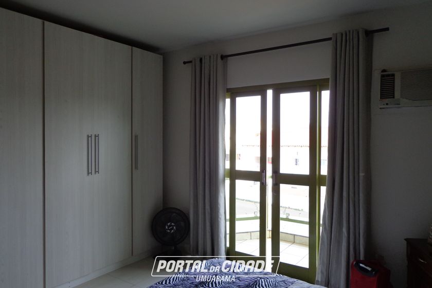 Sobrado &agrave; venda - 247m&sup2; - Zona 2