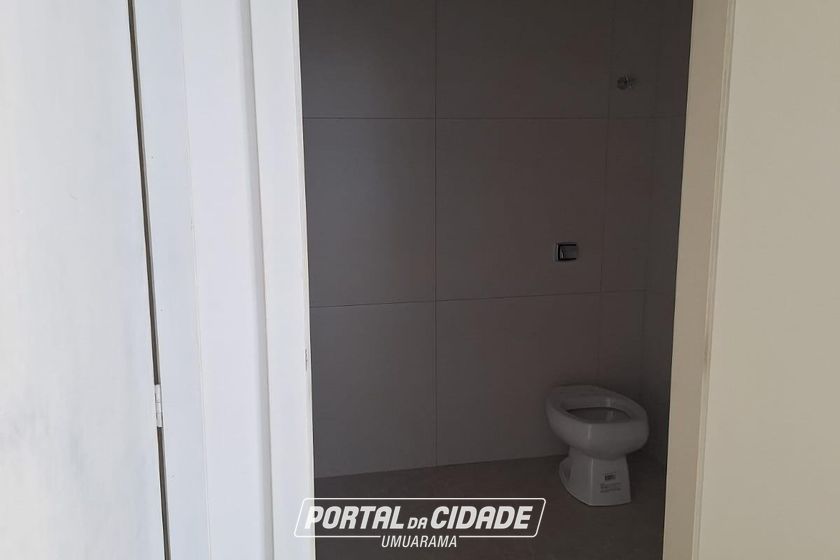 Sal&atilde;o Comercial para alugar - 243m&sup2; - Zona I