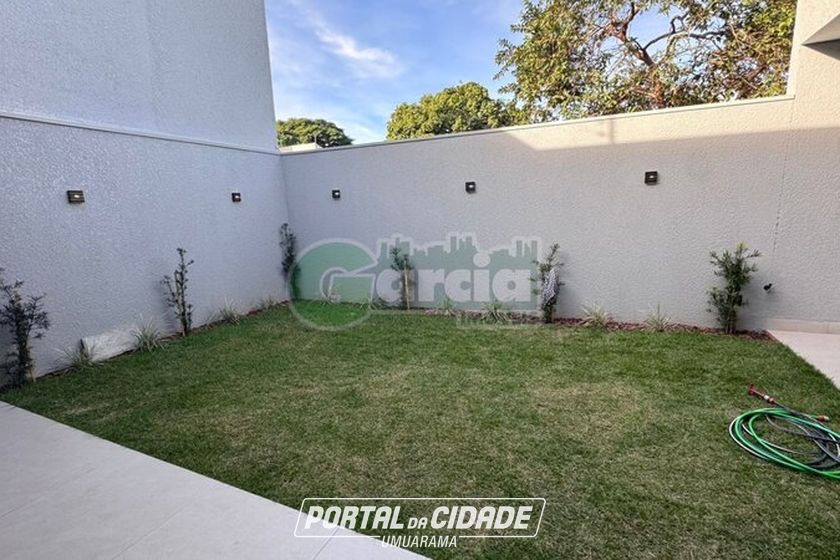 Casa &agrave; venda - 147m&sup2; - Jardim Alphavile