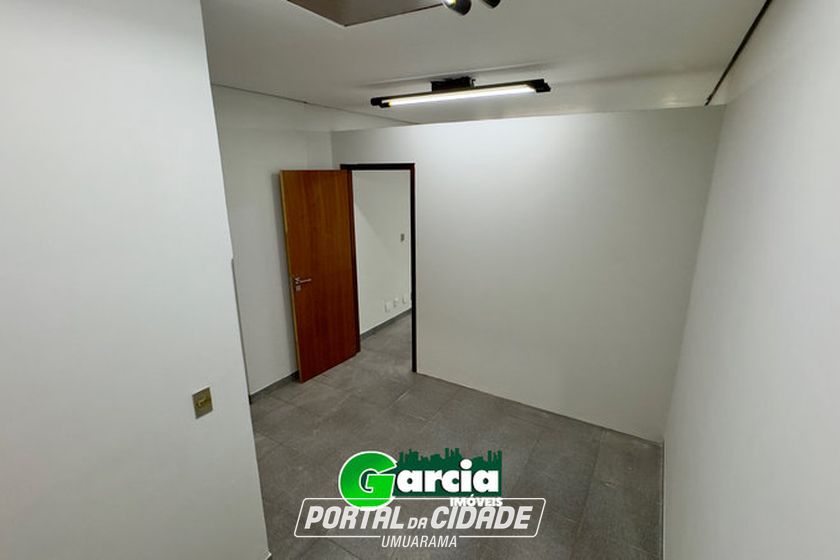 Sala Comercial &agrave; venda - 26m&sup2; - ZONA I