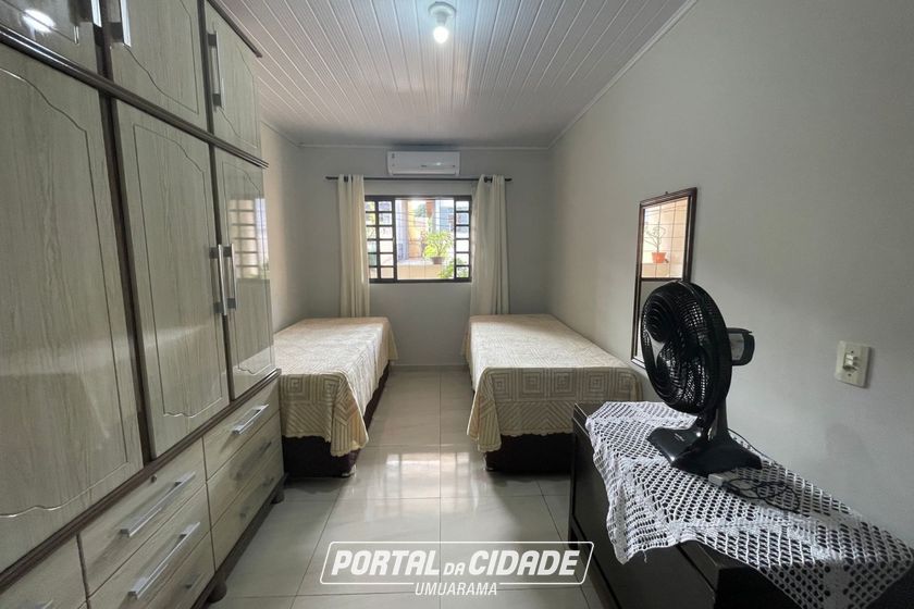 Casa &agrave; venda - 177m&sup2; - JARDIM PETROPOLIS