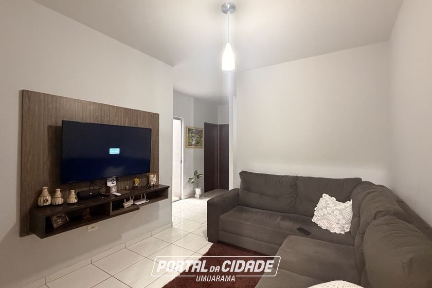 Casa &agrave; venda - 102m&sup2; - Parque Residencial Interlagos