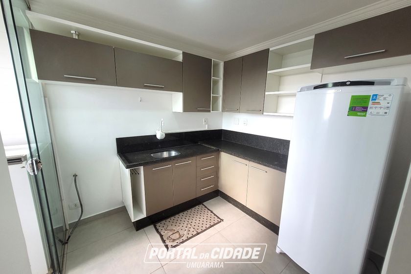 Apartamento para alugar - 76m&sup2; - Zona II