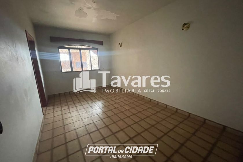 Casa &agrave; venda - 1000m&sup2; - Zona I