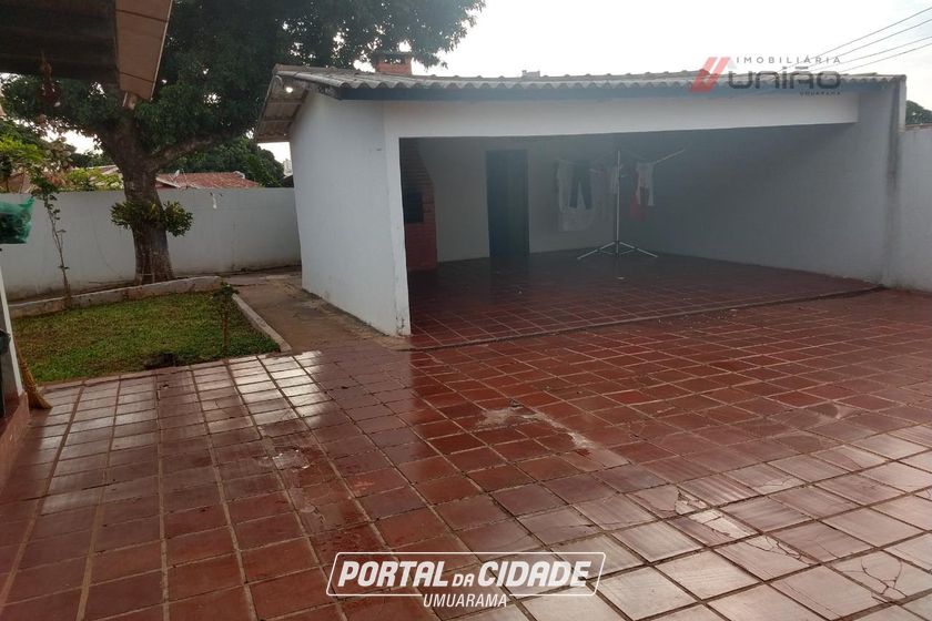 Sala Comercial &agrave; venda - 180m&sup2; - Zona I