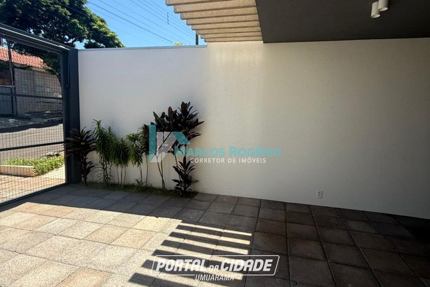 Casa &agrave; venda - 98m&sup2; - Parque Bandeirantes