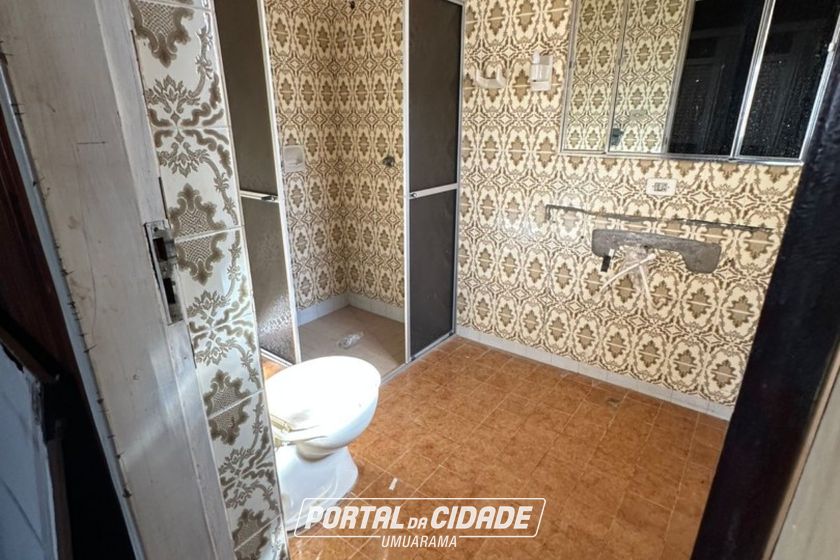 Casa &agrave; venda - 319m&sup2; - ZONA II