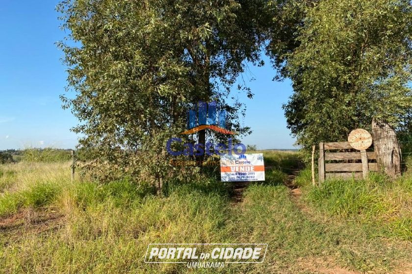 Ch&aacute;cara &agrave; venda - 4m&sup2; - Lovat