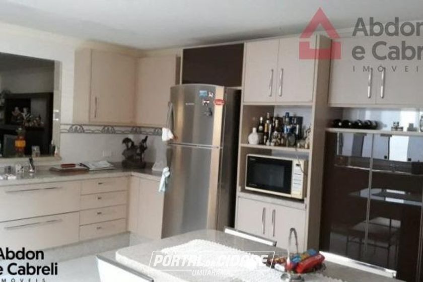 Casa &agrave; venda - 280m&sup2; - Zona II