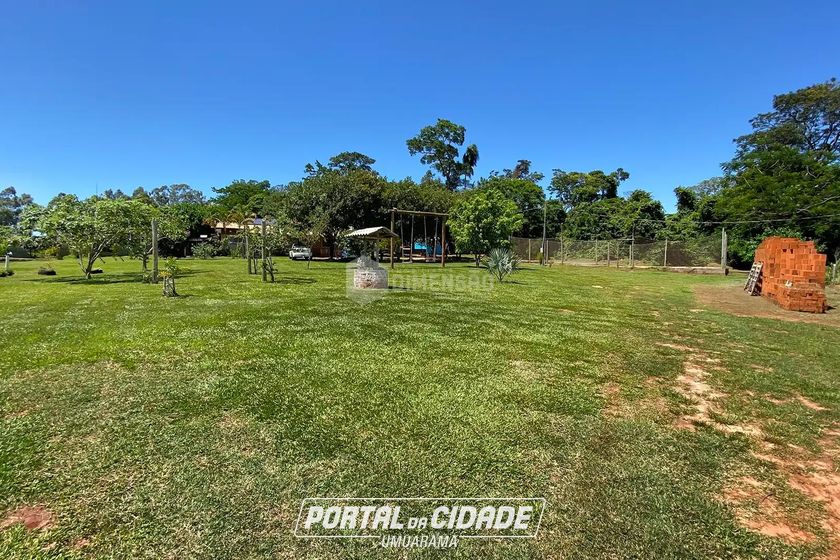 Ch&aacute;cara &agrave; venda - 160m&sup2; - Jardim Pac&iacute;fico