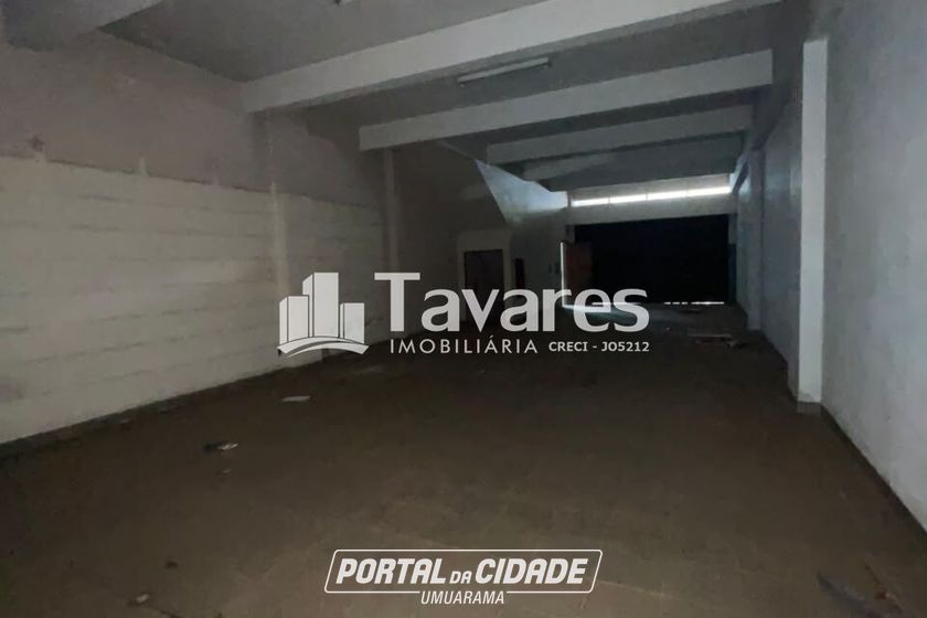 Casa &agrave; venda - 1000m&sup2; - Zona I