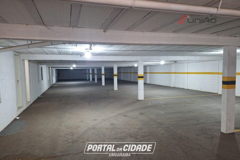 Sal&atilde;o Comercial para alugar - 243m&sup2; - Zona I