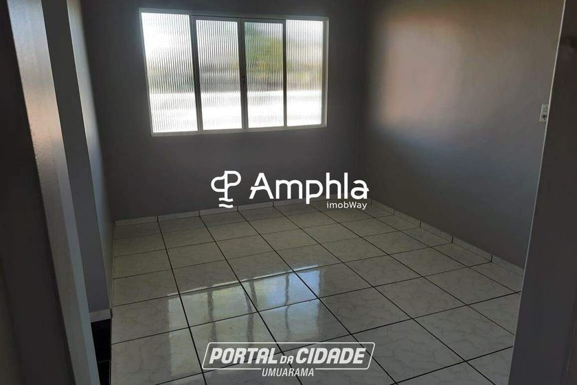 Casa &agrave; venda - 200m&sup2; - Centro