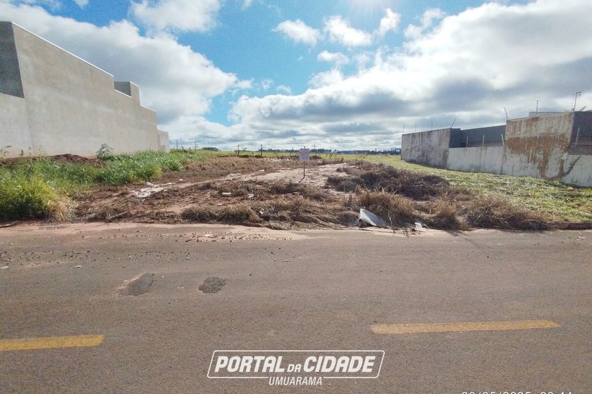 Terreno &agrave; venda - 216m&sup2; - Parque Residencial Metropolitano