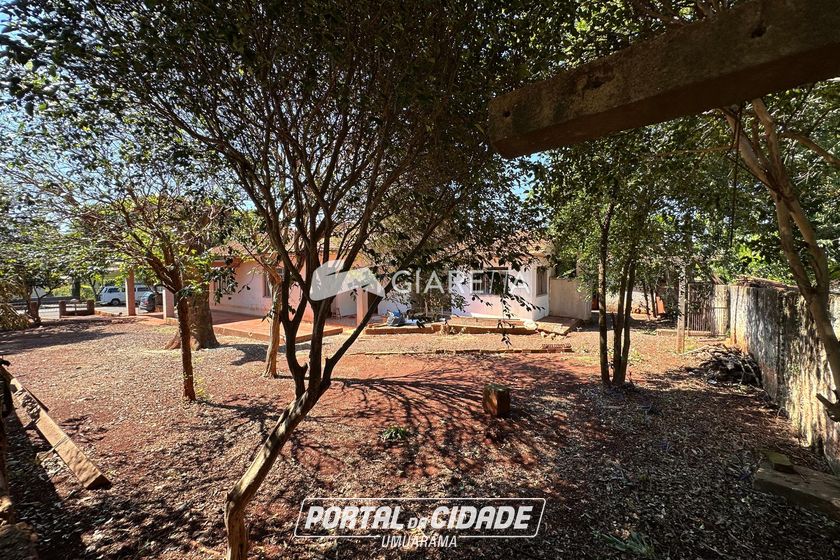 Terreno &agrave; venda - 661m&sup2; - CENTRO