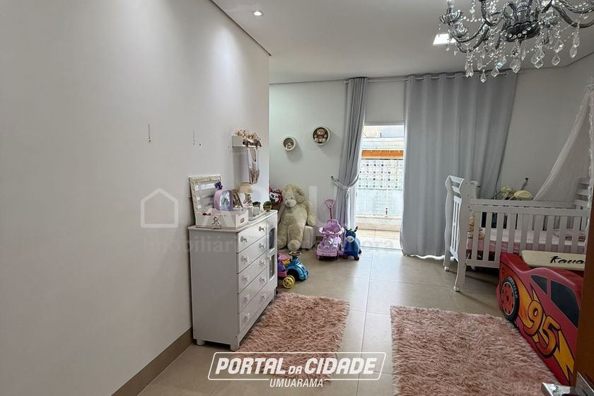 Sobrado &agrave; venda - 210m&sup2; - JARDIM ALPHAVILLE