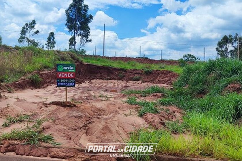 Terreno &agrave; venda - 360m&sup2; - Parque Firenze