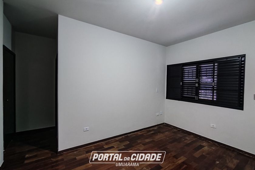 Casa para alugar - 203m&sup2; - ZONA IV