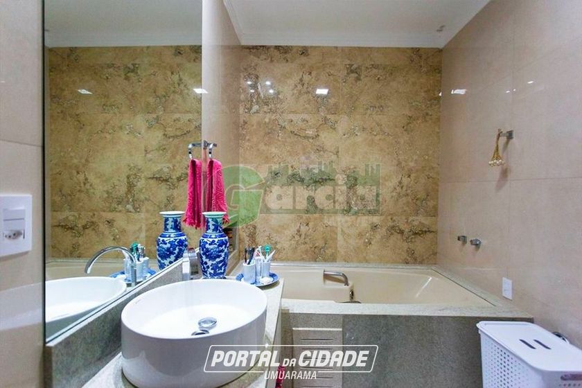 Casa &agrave; venda - 600m&sup2; - Zona II