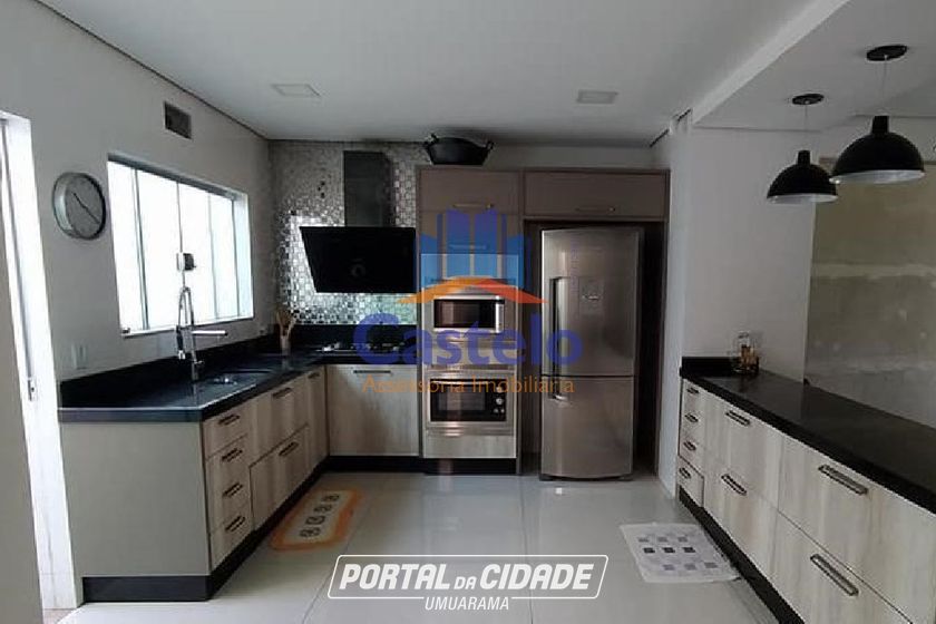 Casa &agrave; venda - 100m&sup2; - Parque Alto da Paran&aacute;