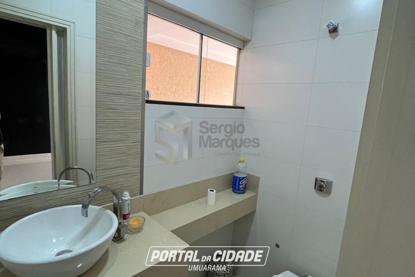 Sobrado &agrave; venda - 247m&sup2; - Zona VI