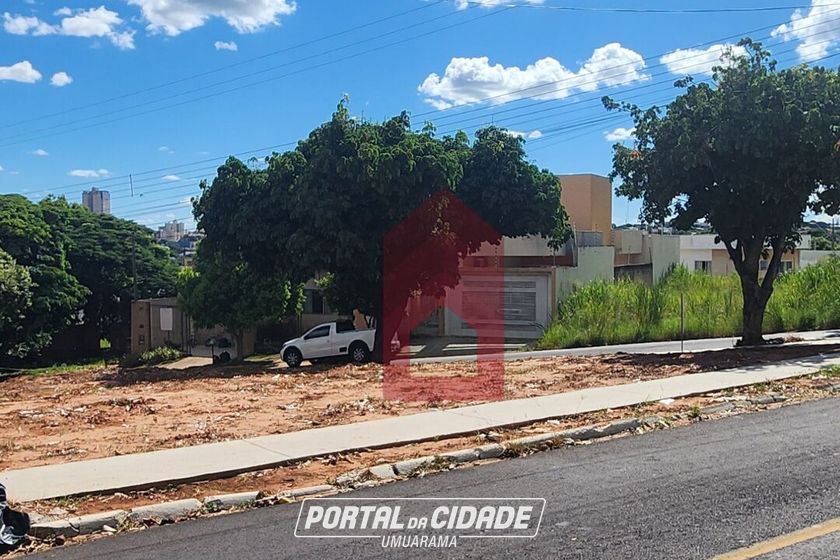 Terreno &agrave; venda - 412m&sup2; - Parque do Lago