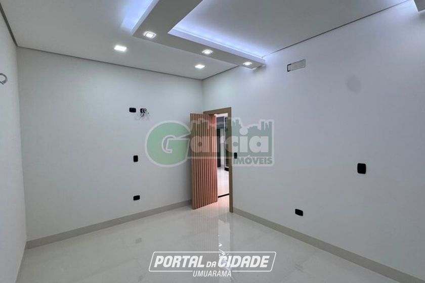 Casa &agrave; venda - 127m&sup2; - Parque Residencial Interlagos II