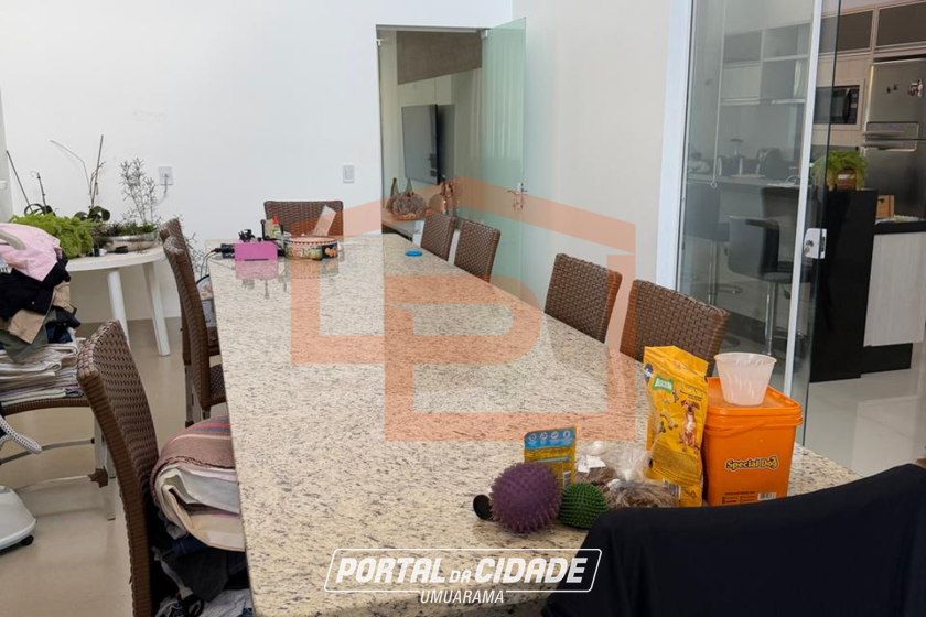 Casa &agrave; venda - 183m&sup2; - Zona III