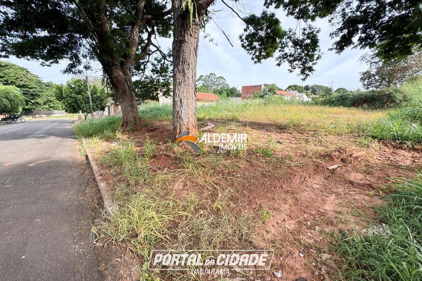 Terreno &agrave; venda - Parque san Gaetano
