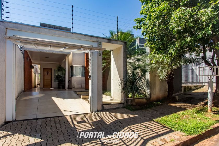 Casa &agrave; venda - 160m&sup2; - Parque Bandeirantes