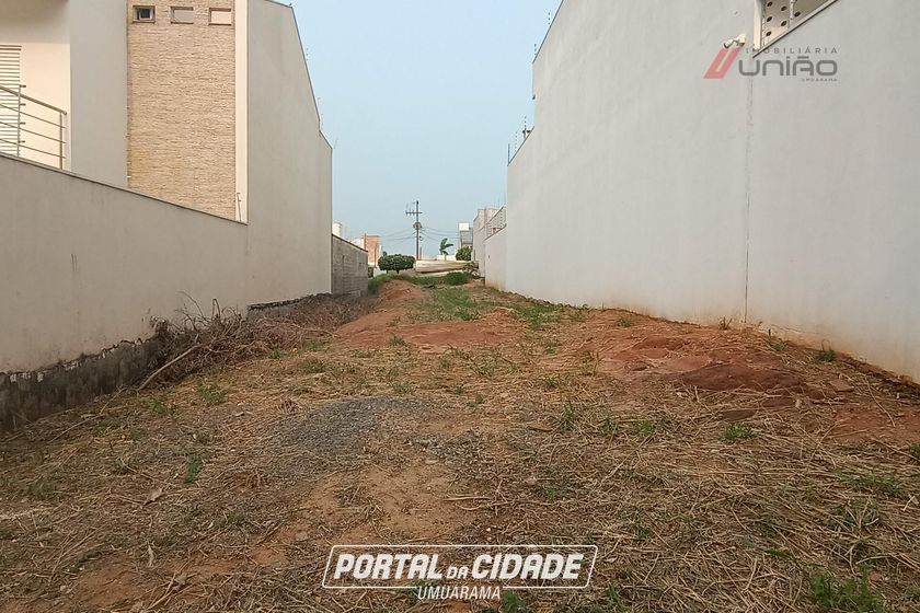 Terreno &agrave; venda - 243m&sup2; - Jardim Veleiros