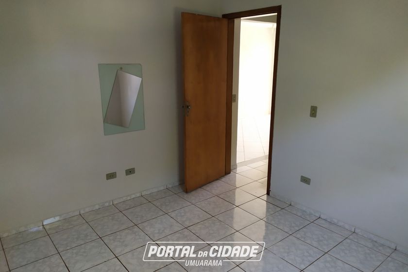 Apartamento para alugar - 95m&sup2; - ZONA III