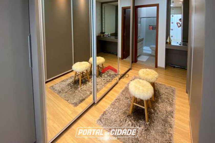 Sobrado &agrave; venda - 260m&sup2; - Parque do Lago