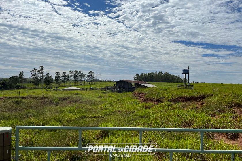 Ch&aacute;cara &agrave; venda - 24m&sup2; - SERRA DOS DOURADOS