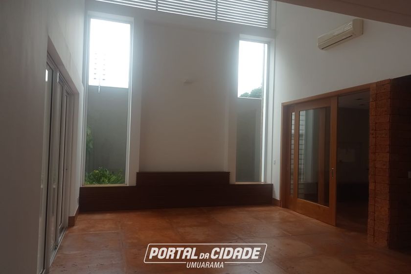 Casa &agrave; venda - 332m&sup2; - Zona V