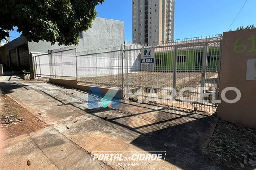 Casa &agrave; venda - 100m&sup2; - Zona III