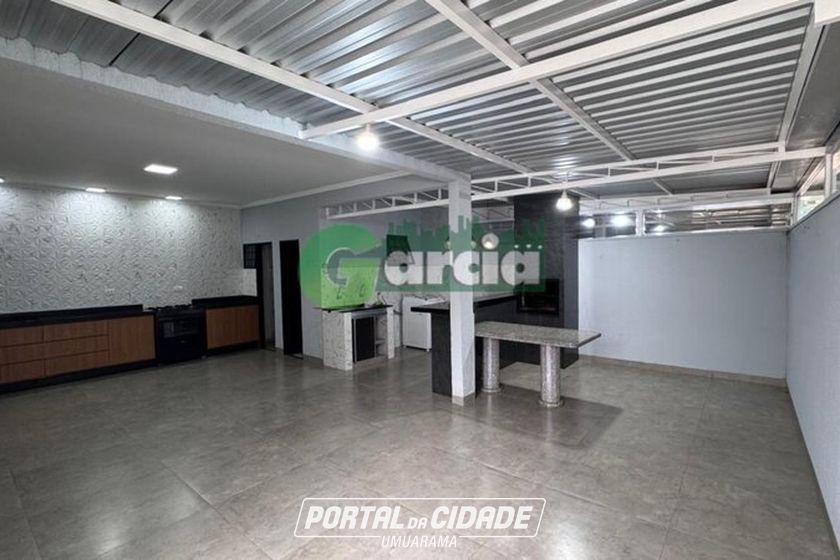 Casa &agrave; venda - 239m&sup2; - Zona I-A