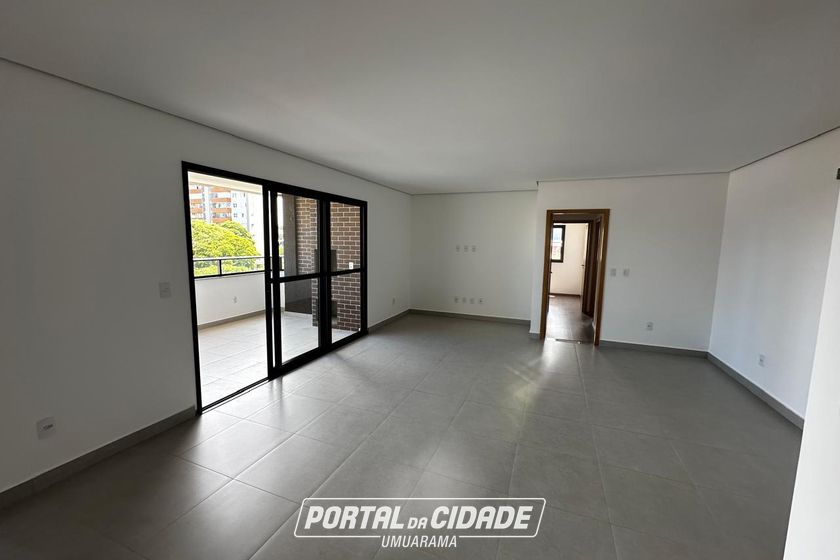 Apartamento &agrave; venda - 143m&sup2; - Zona I