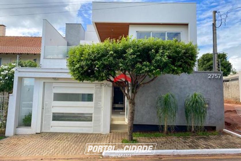 Sobrado &agrave; venda - 260m&sup2; - Parque do Lago