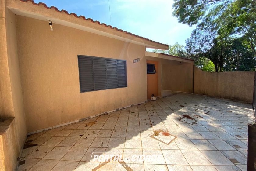 Casa &agrave; venda - 90m&sup2; - Zona IV